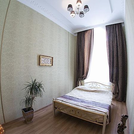 Apartment Vozle Teatra Opery I Baleta Львів Екстер'єр фото