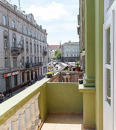 Apartment Vozle Teatra Opery I Baleta Львів Екстер'єр фото